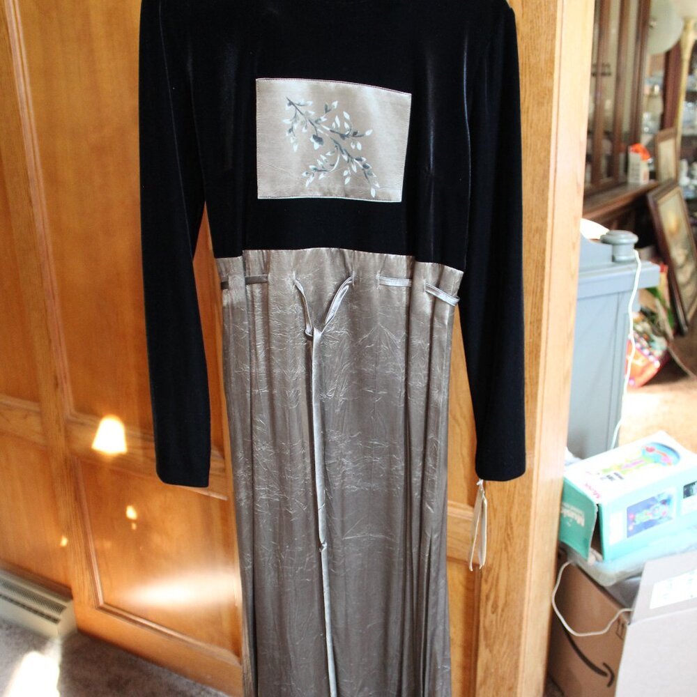 Brand New Positive Attitude Women's Dress Size 12 Black and Olive Green